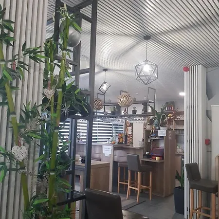 汽车旅馆 Amd Union Caffe &